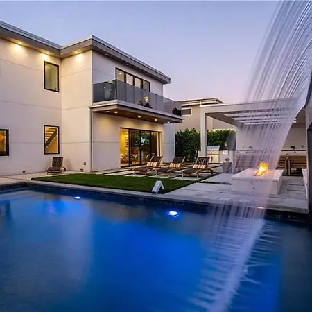 Cumpston Oasis Villa